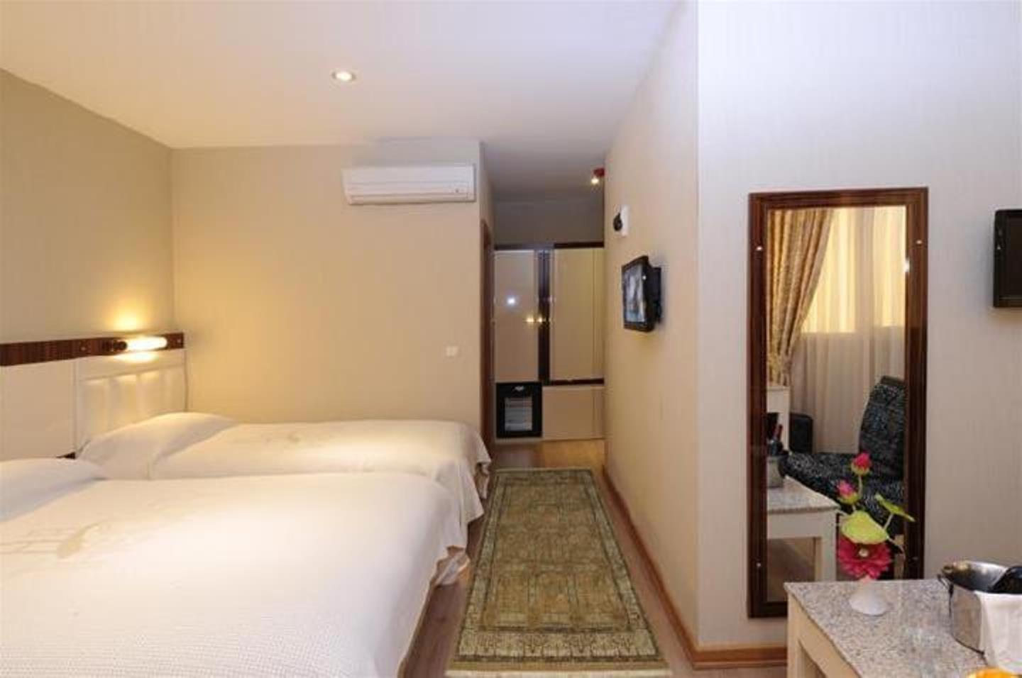 The City Port Hotel Истанбул Екстериор снимка