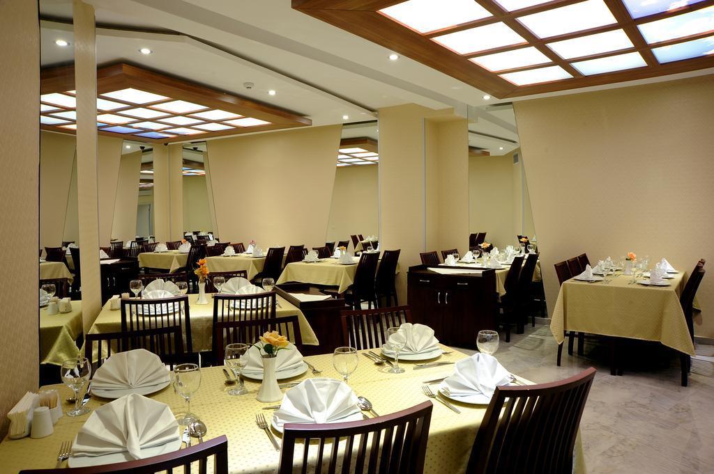 The City Port Hotel Истанбул Екстериор снимка