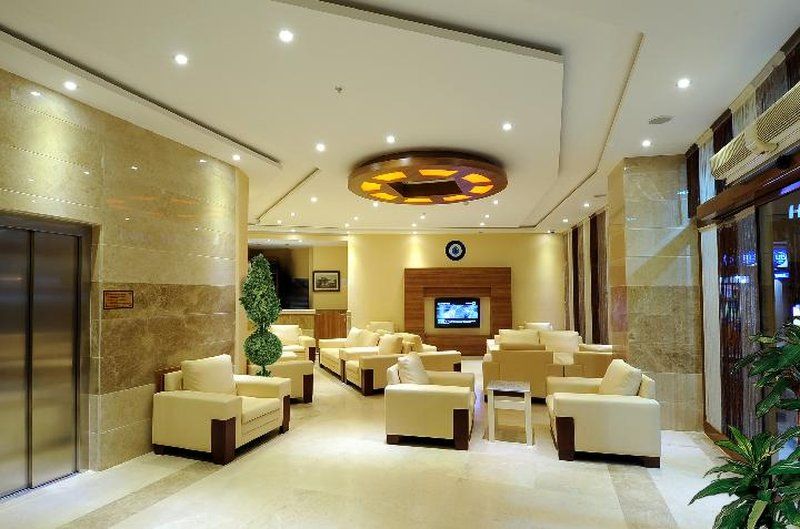 The City Port Hotel Истанбул Екстериор снимка